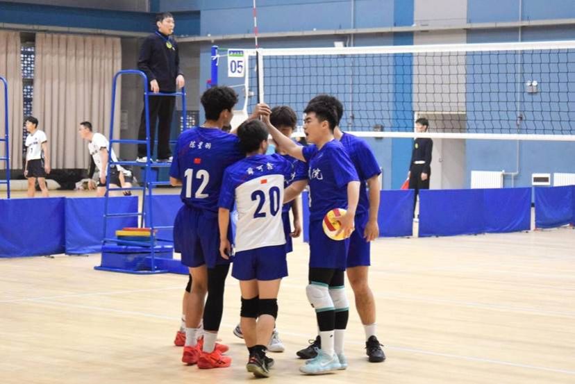 足球运动员 AI 生成的内容可能不正确。